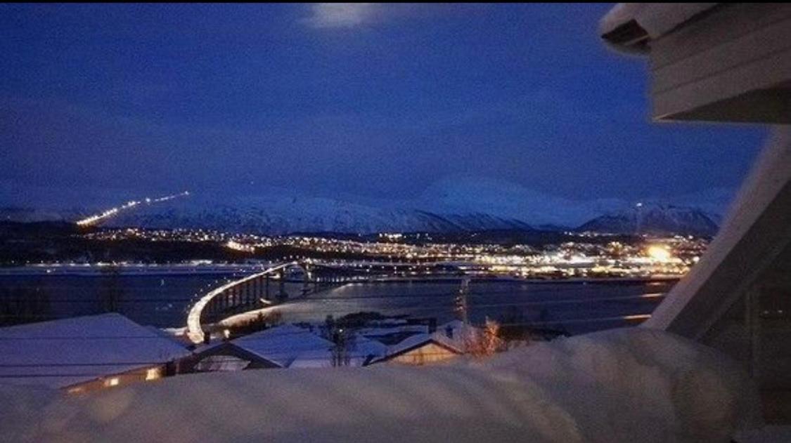 Moderne Og Trivelig Leilighet, Med Unik Utsikt Apartment Tromsø